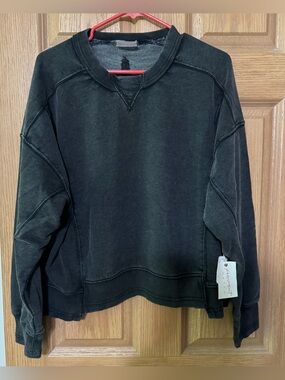 Free People Movement x Hatch Crew Neck Sweat Shirt Size Small OVERSIZED NWT